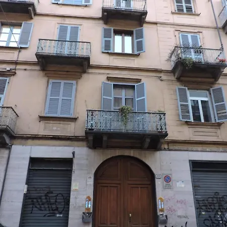 Romantica Mansarda In Piazza Madama Apartment Turin